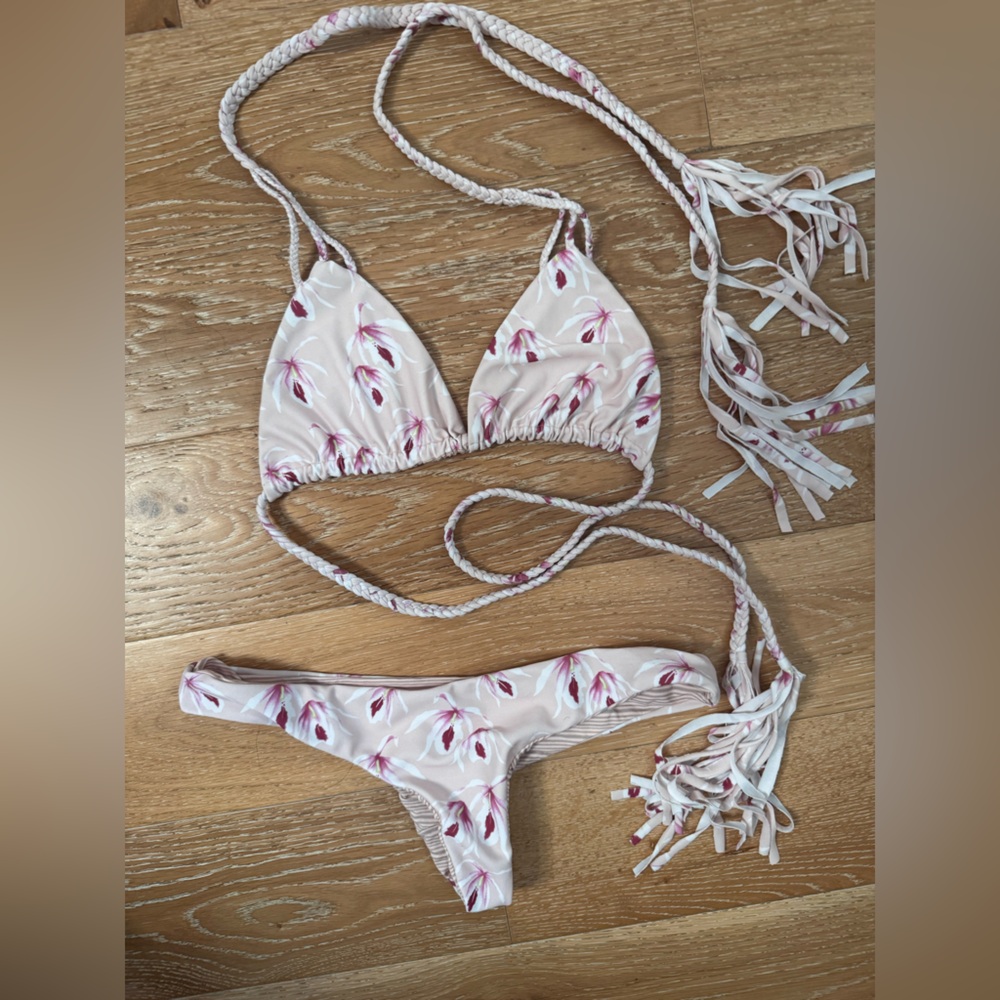 Acacia Swimwear Floral Bikini set L/M